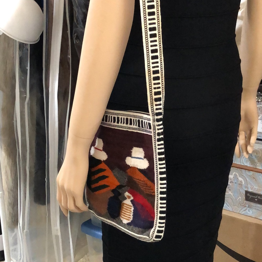Elegant Handmade Native Carpet Crossbody in EUC